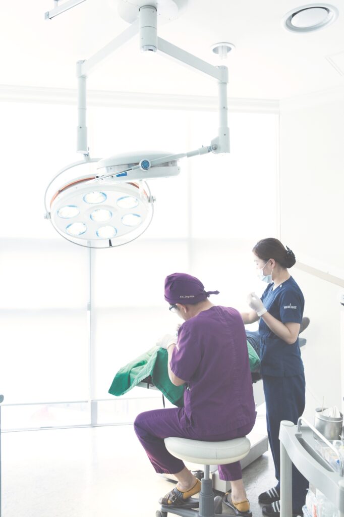 För enklare icke­kirurgiska ingrepp som botox och fillers gäller drop in på de sydkoreanska klinikerna.